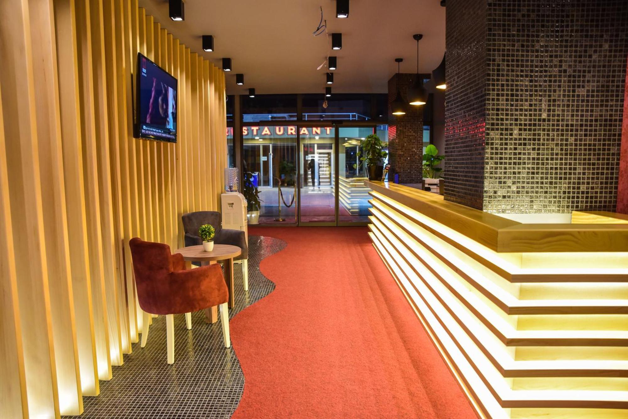 Hotel Evropa Ulcinj Exteriér fotografie