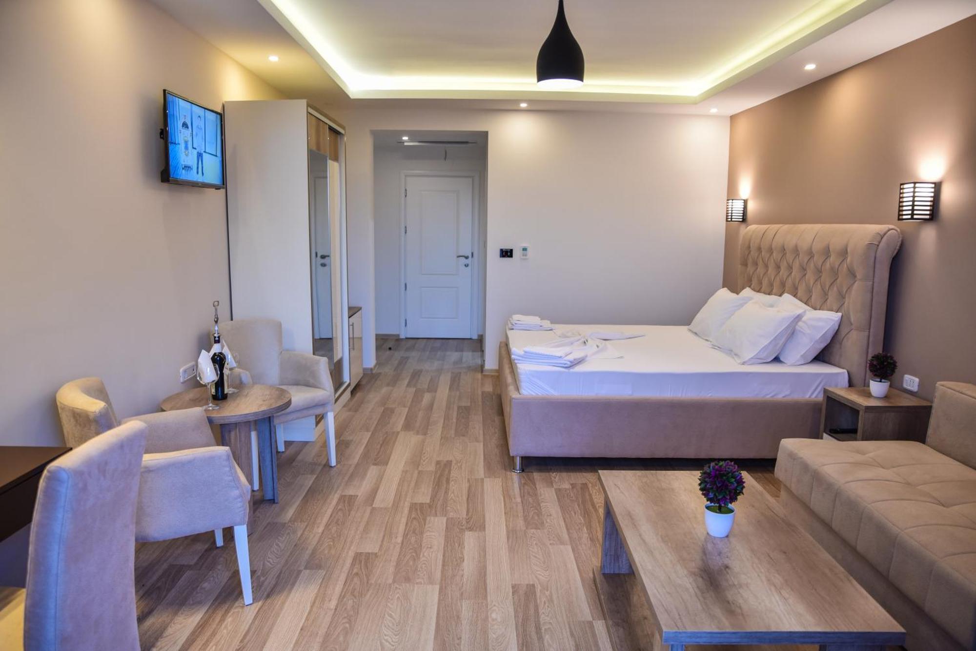 Hotel Evropa Ulcinj Exteriér fotografie