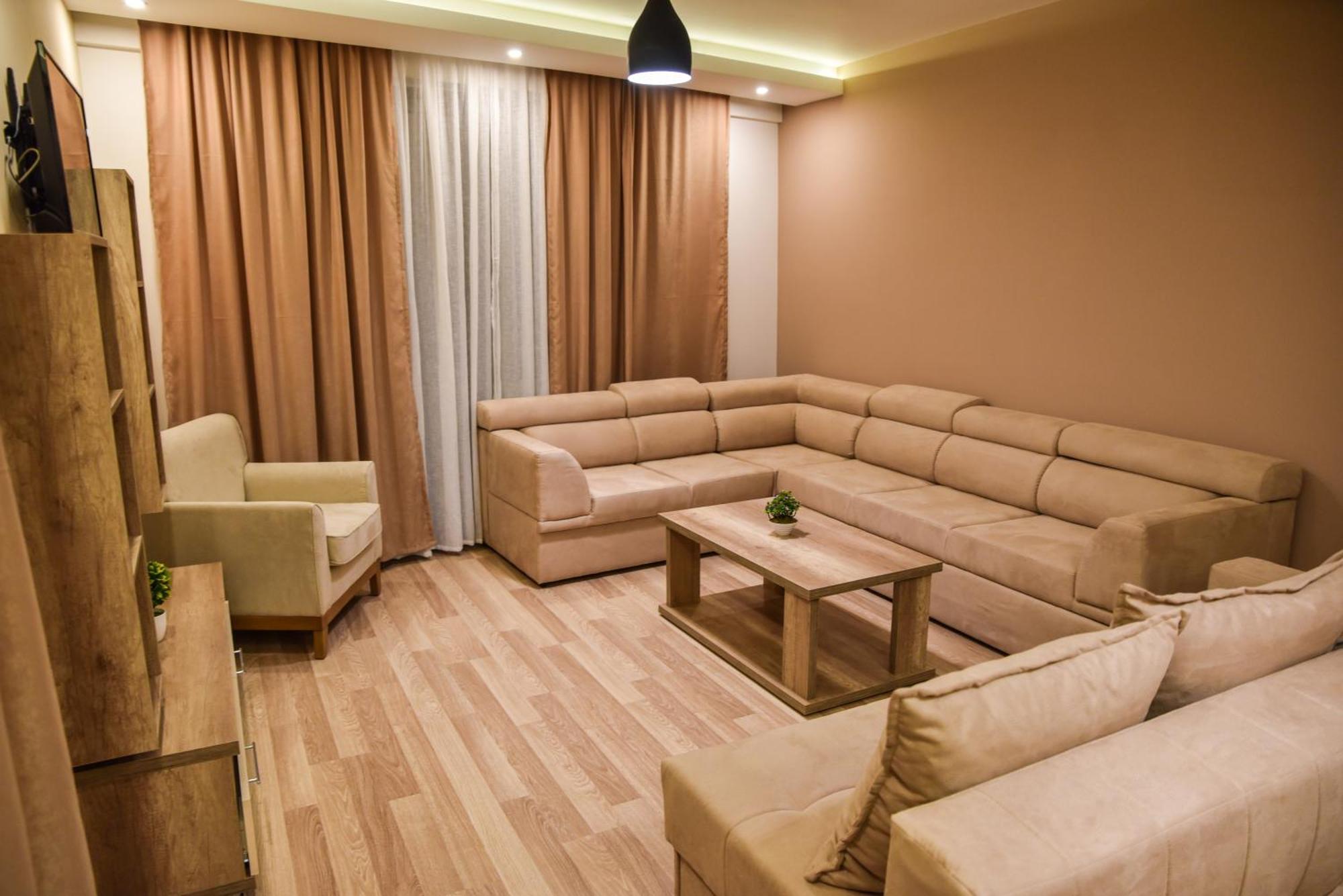 Hotel Evropa Ulcinj Exteriér fotografie