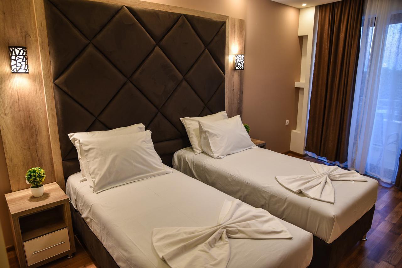 Hotel Evropa Ulcinj Exteriér fotografie